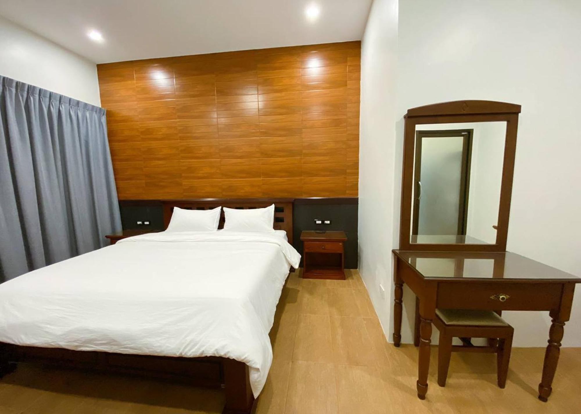 Sanaepatan Home Resort - เสน่ห์ป่าตาล โฮม รีสอร์ต Ban Buak Khang Eksteriør billede