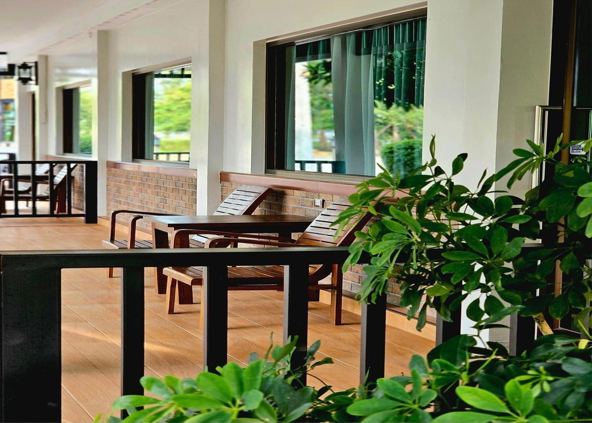 Sanaepatan Home Resort - เสน่ห์ป่าตาล โฮม รีสอร์ต Ban Buak Khang Eksteriør billede