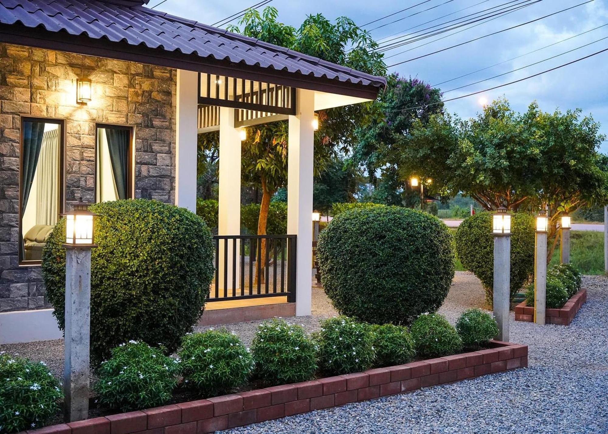 Sanaepatan Home Resort - เสน่ห์ป่าตาล โฮม รีสอร์ต Ban Buak Khang Eksteriør billede